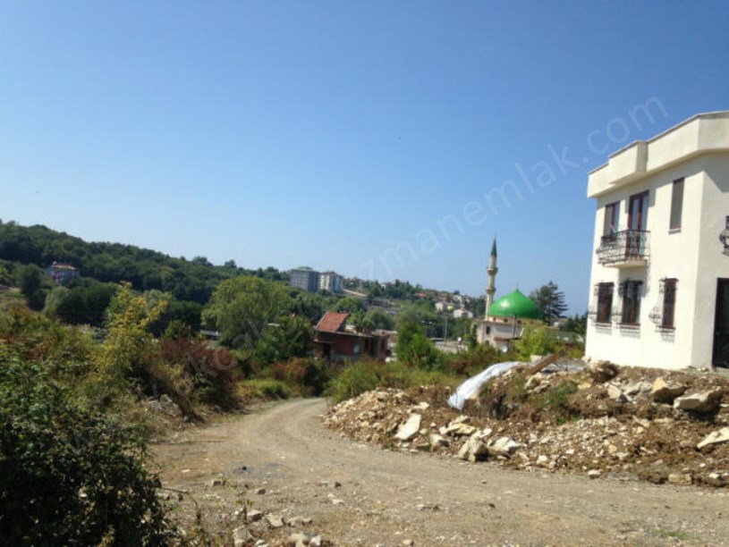 Esentepe Camii Üstü Satılık İmarlı Arsa