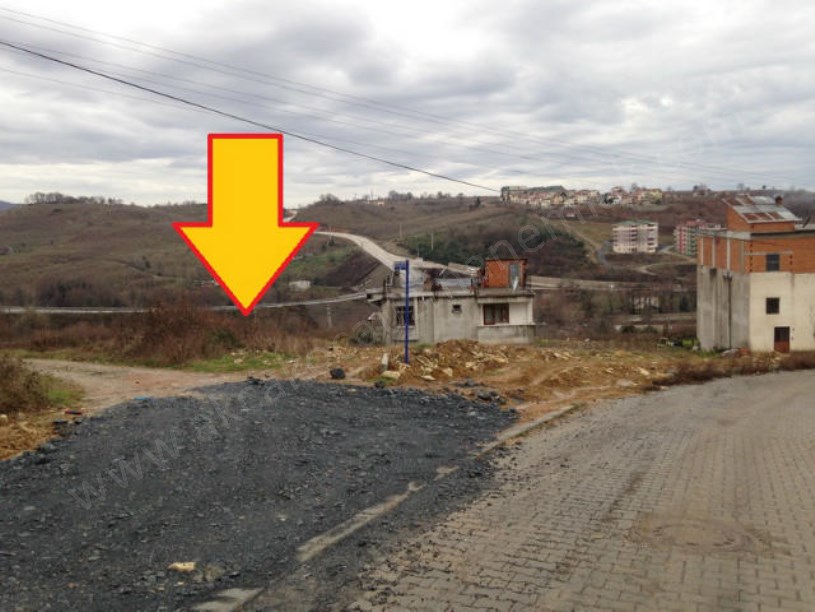 Esentepe Camii Üstü Satılık İmarlı Arsa