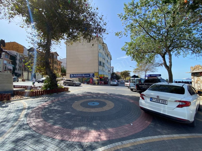 Denize Sıfır Satılık Dükkan