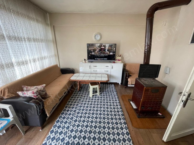 Merkez Pazar Yeri Yanında Satılık Uygun Fiyatlı Daire