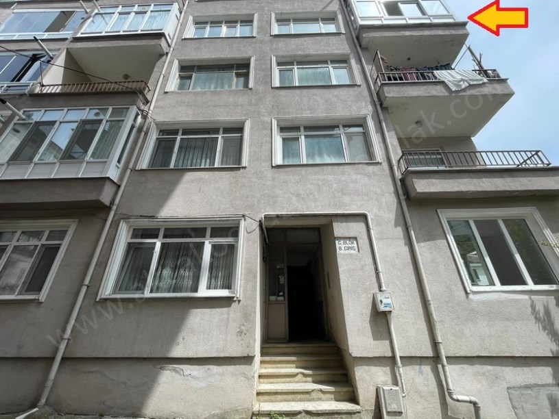 Merkez Pazar Yeri Yanında Satılık Uygun Fiyatlı Daire