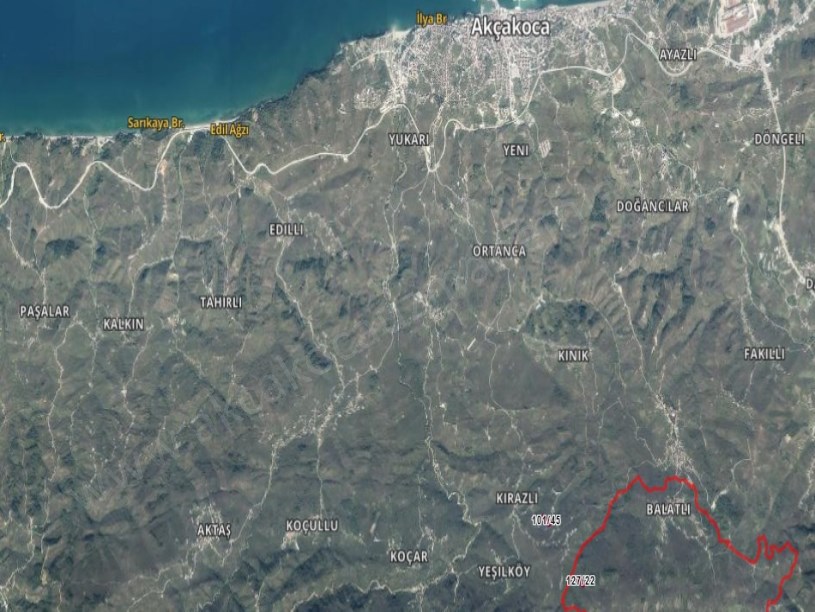 Kirazlı ve Balatlı da Toplam 9150 m2 İçinde Ev Olan Fındıklık