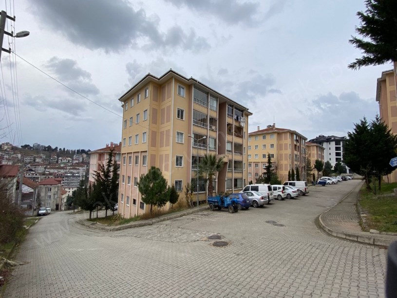 Toki Konutlarında Satılık 5. Kat Daire