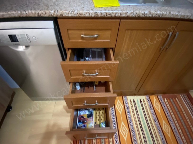 Merkezde Full Eşyalı 1+1 Satılık Daire