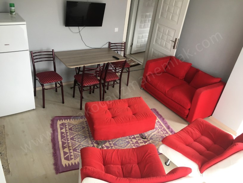 İtfaiye Yanı Eşyalı Kiralık Daire