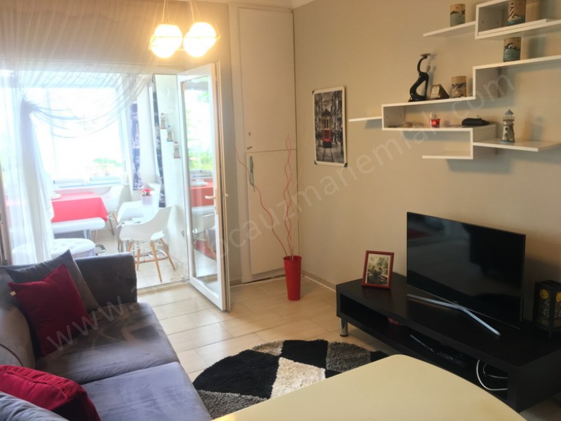 Esentepe Kordonda Denize Sıfır Eşyalı Kiralık Daire 