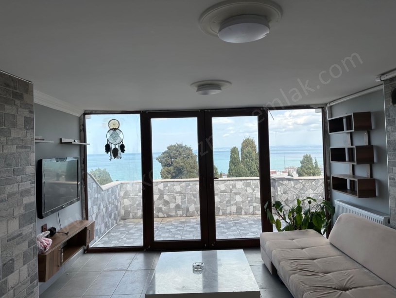 Cumhuriyet Mh. Eşyalı Teraslı Kiralık Daire