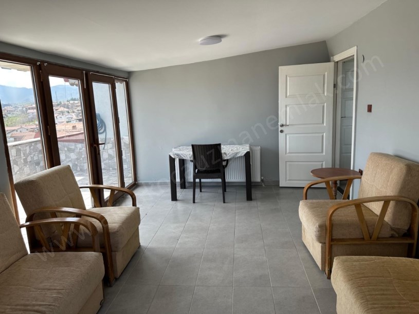 Cumhuriyet Mh. Eşyalı Teraslı Kiralık Daire