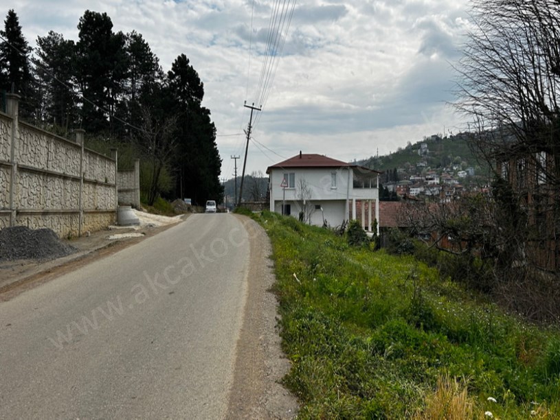 Beyören Köyü İçi Ana Yola Cepheli İmarlı Arsa