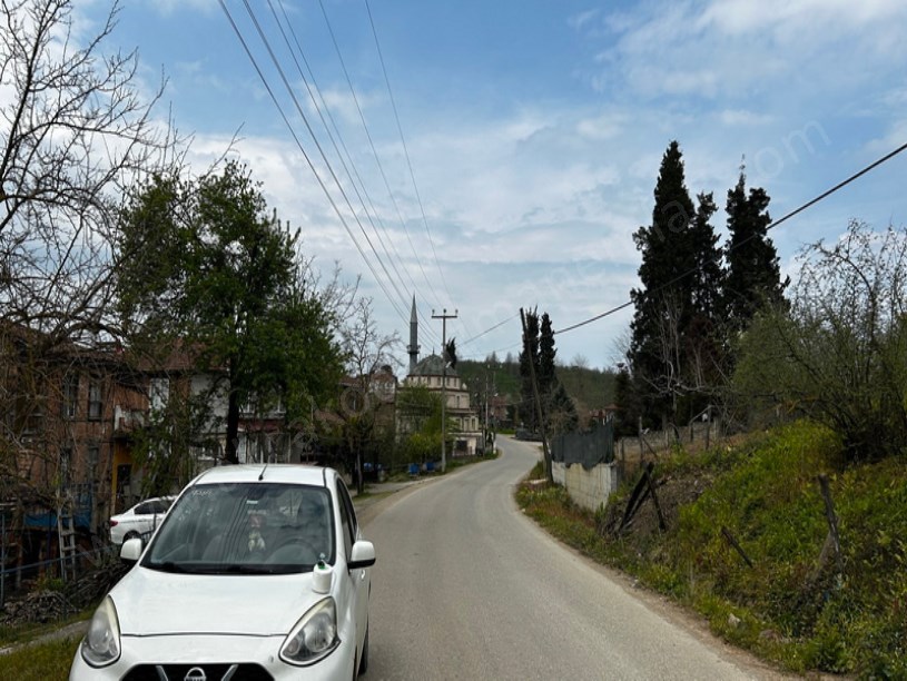 Beyören Köyü İçi Ana Yola Cepheli İmarlı Arsa