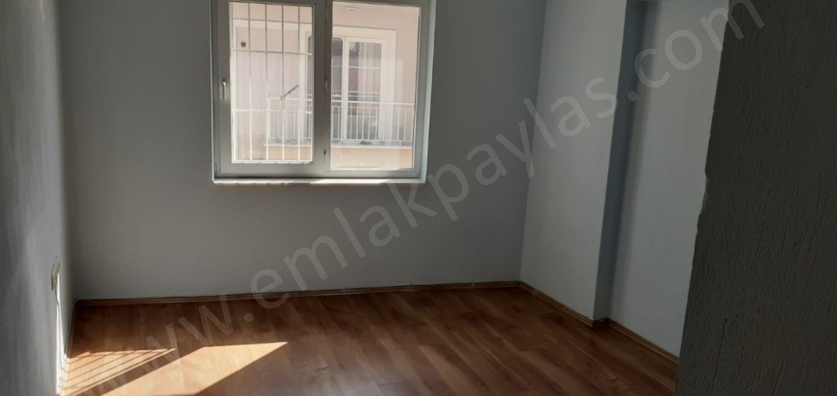 Terzialiler Ortaca Satılık Daire |  3+1 Oda | 120M2 3.500.000Tl | 4. Kat | Klima | 2 Banyo | 3 Yatak Odası Resim-3