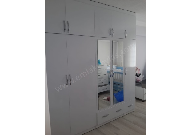 Merkez Bodrum Satılık Daire |  3+1 Oda | 165M2 2.850.000Tl  Krediye Uygun  | 2. Kat | Klima | 2 Banyo | 3 Yatak Odası Resim-3