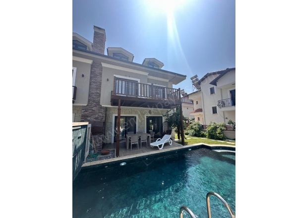 Dalyan Ortaca Satılık Villa |  3+1 Oda | 255M2 475.000$ Eşyalı  | Villa Ve Müstakil | Klima | 3 Banyo | 3 Yatak Odası Resim-2