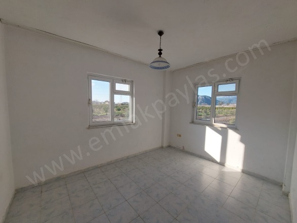 Dalyan Ortaca Kiralık Daire |  3+1 Oda | 150M2 Aylık 18.000Tl | Giriş Katı | Klima | 1 Banyo | 3 Yatak Odası Resim-4