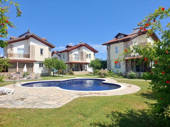 Dalyan Ortaca Satılık Villa |  4+1 Oda | 110M2 12.750.000Tl  Krediye Uygun  Eşyalı  | Dubleks | Klima | 4 Banyo | 4 Yatak Odası Resim-3