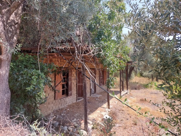 Çandır Köyceğiz Satılık Çiftlik |  2+1 Oda | 6820M2 10.000.000Tl | Müstakil | 1 Banyo | 1 Yatak Odası Resim-2