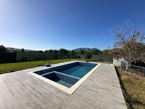 Güzelyurt Ortaca Kiralık Müstakil Ev |  2+1 Oda | 1000M2 Aylık 40.000Tl Eşyalı  | Müstakil | Klima | 2 Banyo | 2 Yatak Odası Resim-4