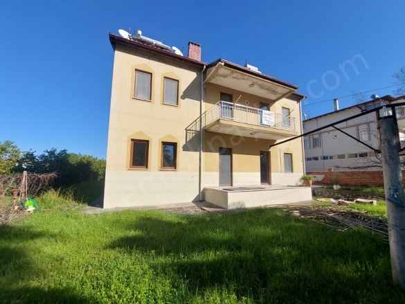 Okçular Ortaca Kiralık Daire |  2+1 Oda | 127M2 Aylık 25.000Tl | Giriş Katı | Klima | 1 Banyo | 2 Yatak Odası Resim-1