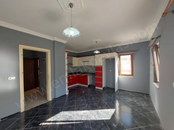 Okçular Ortaca Kiralık Daire |  2+1 Oda | 127M2 Aylık 25.000Tl | Giriş Katı | Klima | 1 Banyo | 2 Yatak Odası Resim-4