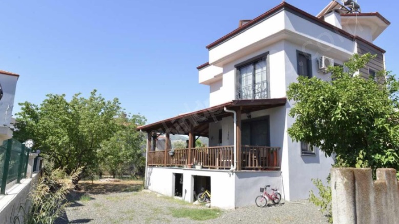 Karaburun Ortaca Satılık Villa |  3+1 Oda | 588M2 16.500.000Tl | Villa | Klima | 3 Banyo | 3 Yatak Odası Resim-2