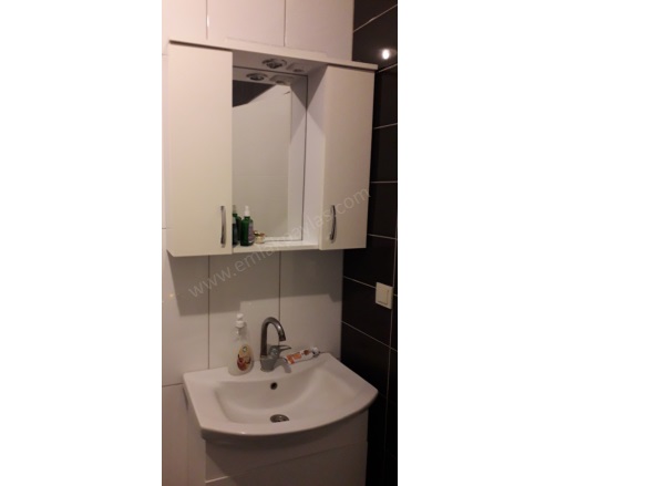 - Çeşme Kiralık Daire |  2+1 Oda | 80M2 Aylık 8.999.999Tl Eşyalı  | 1. Kat | Klima | 1 Banyo | 2 Yatak Odası Resim-1