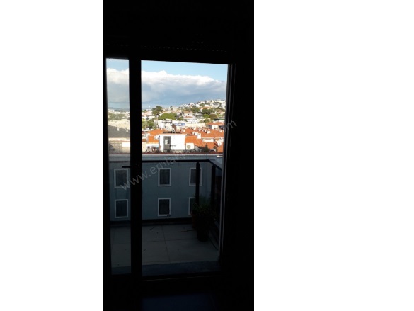 - Çeşme Kiralık Daire |  2+1 Oda | 80M2 Aylık 8.999.999Tl Eşyalı  | 1. Kat | Klima | 1 Banyo | 2 Yatak Odası Resim-3