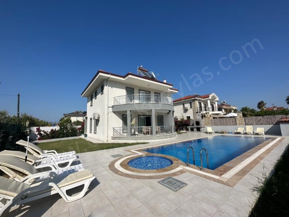 Dalyan Ortaca Kiralık Villa |  4+1 Oda | 500M2 Yıllık 800.000Tl Eşyalı  | Villa | Klima | 4 Banyo | 4 Yatak Odası Resim-2