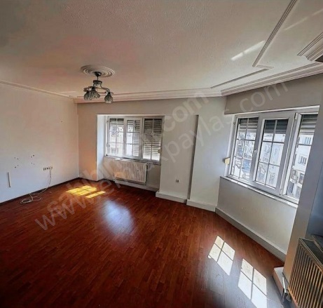 Merkez Dalaman Satılık Daire |  3+1 Oda | 140M2 3.350.000Tl | 4. Kat | Klima | 1 Banyo | 3 Yatak Odası Resim-3