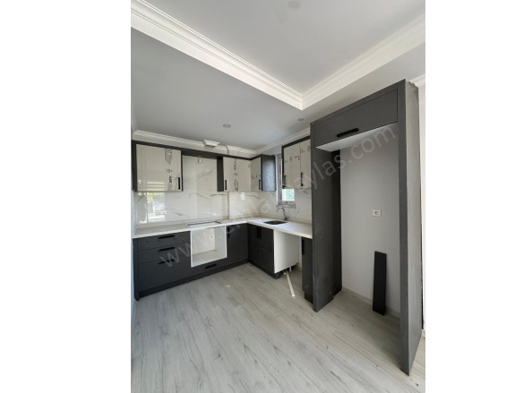 Merkez Bodrum Satılık Daire |  2+1 Oda | 90M2 3.750.000Tl | Yüksek Giriş | Güneş Enerjisi | 1 Banyo | 2 Yatak Odası Resim-2