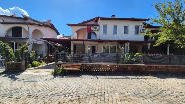 Altıntas Dalaman Satılık Müstakil Ev |  3+1 Oda | 245M2 7.250.000Tl | Müstakil | Klima | 1 Banyo | 3 Yatak Odası Resim-1