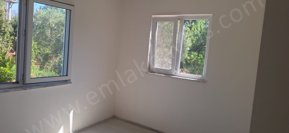 Beyobası Köyceğiz Satılık Müstakil Ev |  3+1 Oda | 125M2 10.000.000Tl | Müstakil | Klima | 1 Banyo | 3 Yatak Odası Resim-4