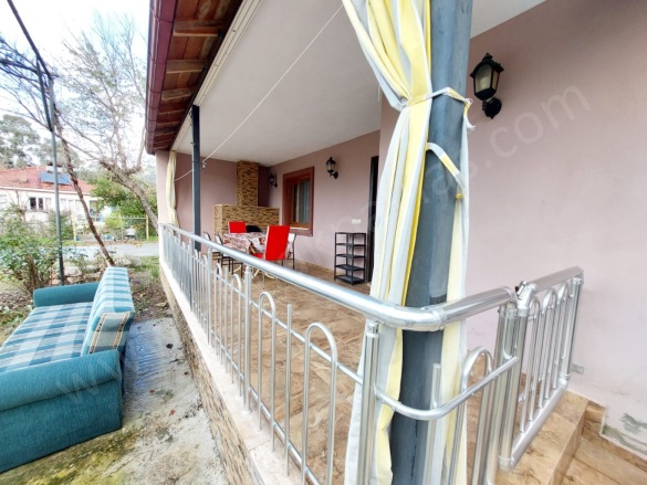 Okçular Ortaca Kiralık Müstakil Ev |  2+1 Oda | 80M2 Aylık 20.000Tl Eşyalı  | Müstakil | Klima | 1 Banyo | 2 Yatak Odası Resim-4