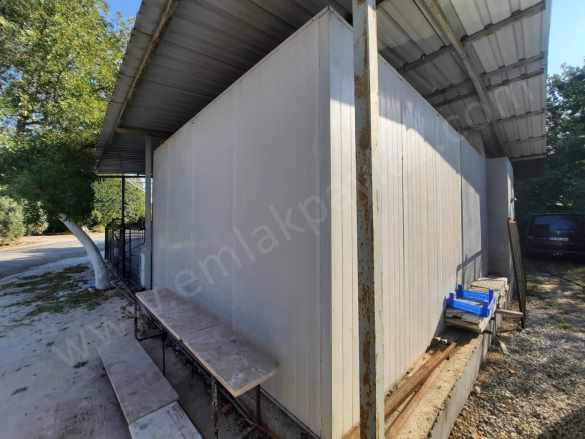Mugla Ortaca Da 12 Tonluk Soğuk Hava Su Satılık Depo