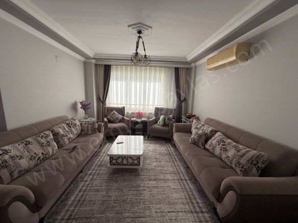 Cumhuriyet Ortaca Satılık Daire |  3+1 Oda | 145M2 5.850.000Tl | 1. Kat | Klima | 1 Banyo | 3 Yatak Odası Resim-1