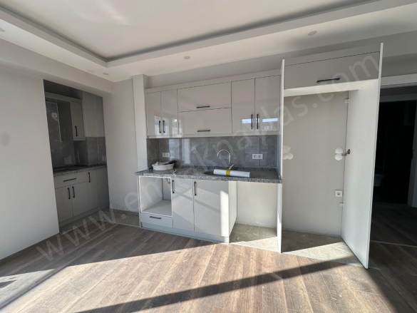 Terzialiler Ortaca Satılık Daire |  2+1 Oda | 95M2 4.100.000Tl | 3. Kat | Klima | 1 Banyo | 2 Yatak Odası Resim-3