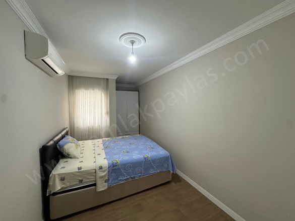 Bahçelievler Ortaca Satılık Daire |  3+1 Oda | 110M2 6.600.000Tl | Giriş Katı | Yerden Isıtma | 1 Banyo | 3 Yatak Odası Resim-4