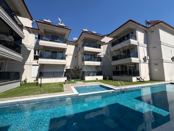 Karaburun Ortaca Kiralık Daire |  3+1 Oda | 105M2 Aylık 25.000Tl | Yüksek Giriş | Klima | 2 Banyo | 3 Yatak Odası Resim-3