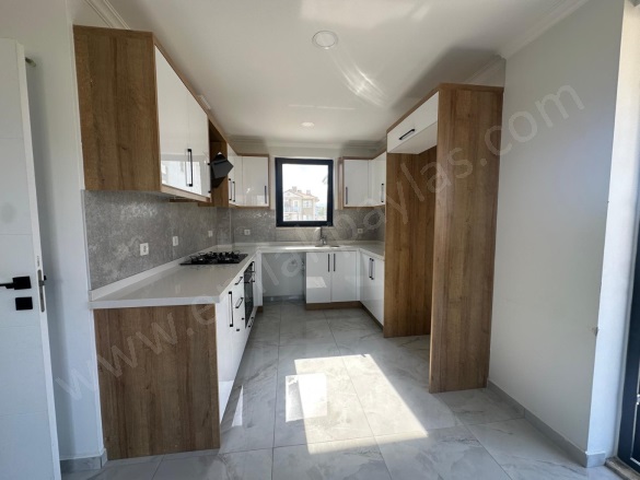 Cumhuriyet Ortaca Kiralık Daire |  2+1 Oda | 90M2 Aylık 25.000Tl | 1. Kat | Klima | 2 Banyo | 2 Yatak Odası Resim-5