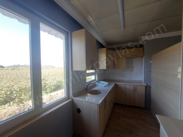 Eskiköy Ortaca Kiralık Daire |  1+1 Oda | 80M2 Aylık 12.500Tl | Giriş Katı | Kat Kaloriferi | 1 Banyo | 1 Yatak Odası Resim-4