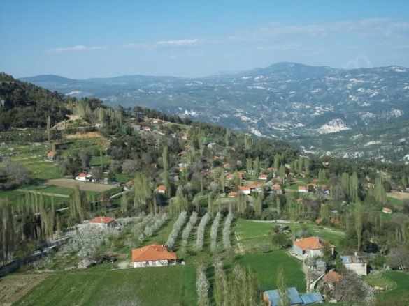 Denizli Çameli Akpınar 521 M2 Kırsal Alan içinde imarlı Satılık Arazi