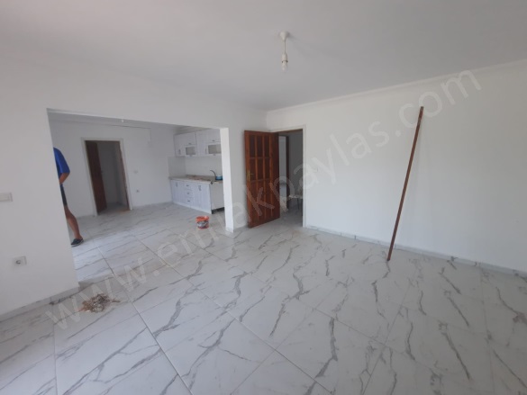 Okçular Ortaca Satılık Daire |  1+1 Oda | 75M2 6.000.000Tl | Komple Bina | Klima | 1 Banyo | 1 Yatak Odası Resim-4