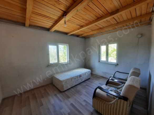 Çameli Kızılyakada 5 000 M2 Müstakil Arazide 2+1 Ev Ve 200 Ahır Satılık Çiftlik