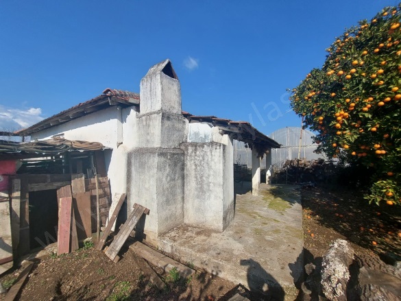 Kavakarası Köyceğiz Satılık Müstakil Ev |  2+1 Oda | 400M2 9.500.000Tl | Müstakil | Soba | 1 Banyo | 2 Yatak Odası Resim-2