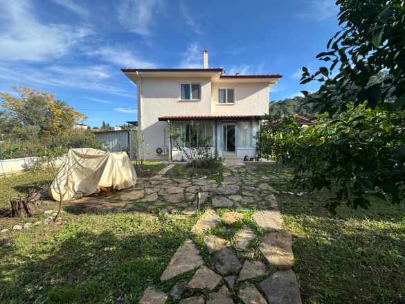 Ortaca Mergenli De 417 M2 Arsa içerisinde 130 Satılık Villa 3+1