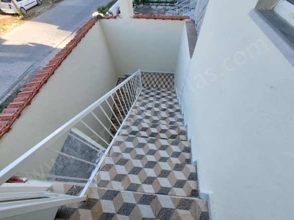 Dalyan Ortaca Kiralık Daire |  3+1 Oda | 125M2 Aylık 30.000Tl | 2. Kat | Klima | 1 Banyo | 3 Yatak Odası Resim-3