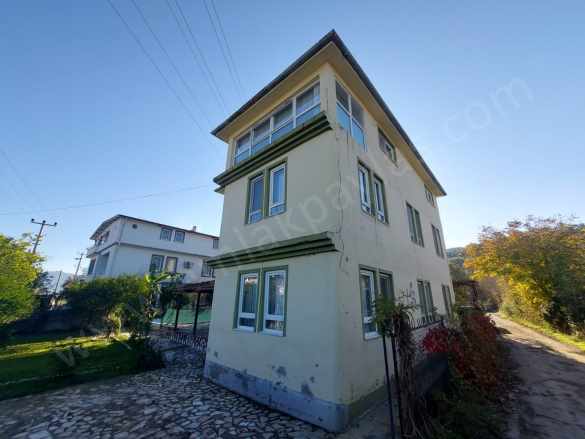 Ortaca Kemaliye De 645 M2 Arazide 4+1 Ve 3+1 Yüzme Havuzlu Ev Satılık Müstakil Veya Takas