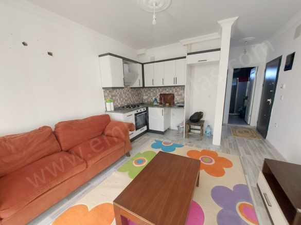 Ortaca Cumhuriyette 1+1 Eşyasız Giriş Katı Kiralık Daire