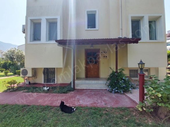 Hisarönü Fethiye Satılık Daire |  2+1 Oda | 110M2 8.950.000Tl | 2. Kat | Klima | 2 Banyo | 2 Yatak Odası Resim-3