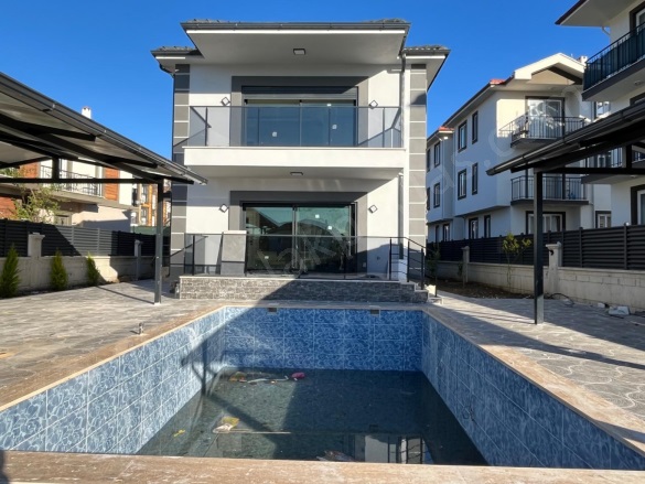 Çaylı Ortaca Satılık Villa |  4+1 Oda | 140M2 21.000.000Tl | Villa | Klima | 3 Banyo | 4 Yatak Odası Resim-2