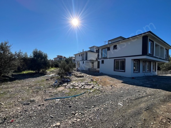 Karaburun Ortaca Satılık Villa |  3+1 Oda | 130M2 8.500.000Tl | Villa | Klima | 3 Banyo | 3 Yatak Odası Resim-3
